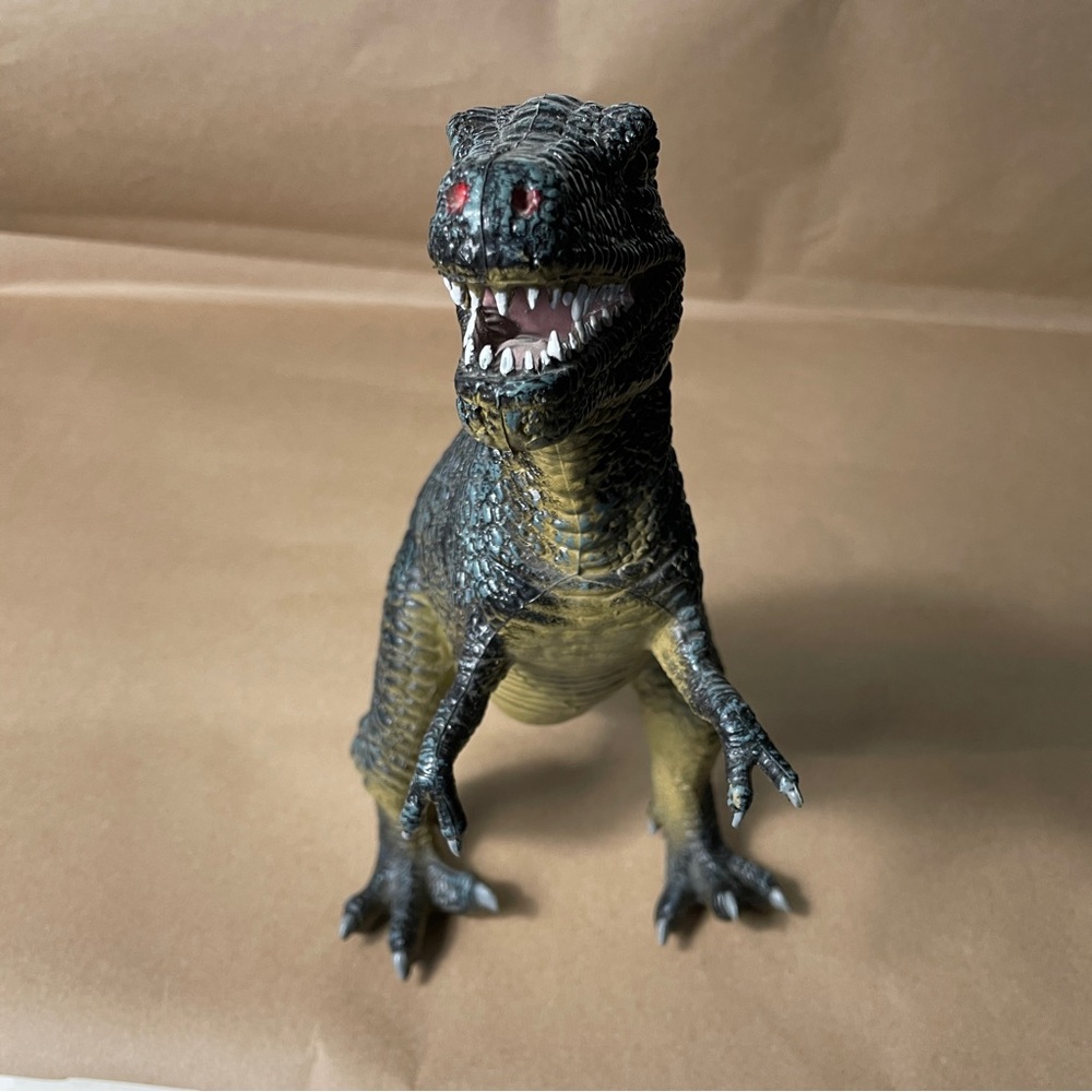 T-Rex Toy - Picture 3 of 5